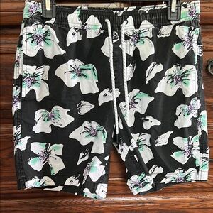 Tide Trend Black and White Floral lined Swim Shorts M/32